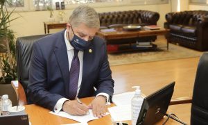 Γιώργος Πατούλης: Ζητά σεβασμό στο παιδί του. Ολα όσα λέει στην επίσημη δήλωσή του…