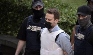 Γλυκά Νερά: Τα… γυρίζει ξανά ο Αναγνωστόπουλος και μιλά για άγνωστους που σκότωσαν την Καρολάιν