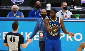 Απίθανη στιγμή στο NBA: Φώναξε σε συμπαίκτη του και αποβλήθηκε (video)