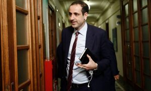 Παραιτήθηκε ο Γρηγόρης Δημητριάδης από γενικός γραμματέας του πρωθυπουργού