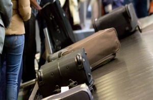 Έτσι μετακινούν τις αποσκευές στα αεροδρόμια! (video)