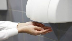 Προσοχή: Υπάρχει λόγος που δεν είναι καλό να στεγνώνεις τα χέρια σου σε αυτό το μηχάνημα!