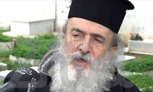 ΣΟΚ στα Καλύβια: Βρήκαν νεκροταφείο βρεφών στο σπίτι ιερέα
