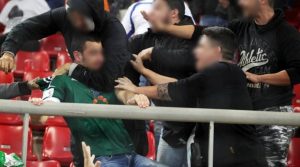 Βίντεο – σοκ από το «Γ. Καραϊσκάκης» – Ο άγριος ξυλοδαρμός του οπαδού
