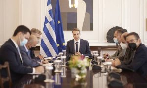 Μίκης Θεοδωράκης: Τριήμερο εθνικό πένθος κήρυξε ο Κυριάκος Μητσοτάκης