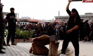 Νέα κτηνωδία των Τζιχαντιστών: Αποκεφάλισαν άνδρα για μαγεία