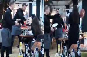 Σοκ: Σερβιτόρος έριξε γλυκά στο πρόσωπο πελάτισσας λόγω καβγά
