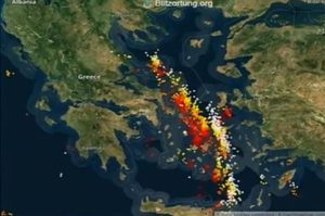 Καιρός: Πού θα χτυπήσει τις επόμενες ώρες η κακοκαιρία! Η ενημέρωση του Τάσου Αρνιακού (video)