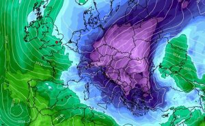 Καιρός: Πού θα χιονίσει μέχρι την Πρωτοχρονιά! Δείτε καρέ – καρέ την εξέλιξη της χιονοκαιρίας (video)