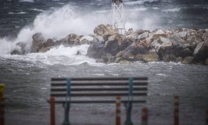 Προειδοποίηση Αρνιακού: «Ερχονται οι βροχές, ξεκίνησαν οι λιτανείες» (vid)