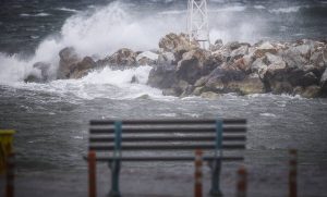 Καιρός: Επιδείνωση από την Παρασκευή και πτώση θερμοκρασίας «βλέπει» η ΕΜΥ