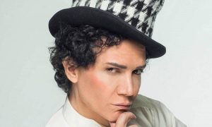 Τρελό γέλιο! Ο Παντελής Καναράκης φτιάχνει κέικ με οδηγίες από την… Πολιτική Προστασία (video)