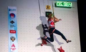 Τύφλα να έχει ο Spiderman! Τρομερό ρεκόρ Ρωσίδας στην αναρρίχηση  (photos+video)