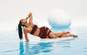 Άστο Χάμιλτον! Σε ξεπερνάει η Νικόλ (pics)