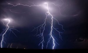 Βροχές και καταιγίδες την Τρίτη. Ο καιρός έως και την Κυριακή…