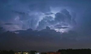 Απίθανο time lapse καταιγίδας στη Γαλλία…