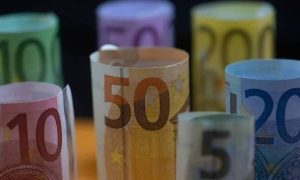 Κοινωνικό μέρισμα 2021: Ποιοι θα πάρουν 900 ευρώ – Πότε θα γίνουν οι αιτήσεις