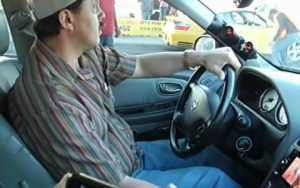 Nissan Vs Porsche… Δείτε πώς ο Killer των γιγάντων δείχνει τη… σκόνη του (video)