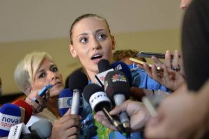 Το ξέσπασμα της Αννας Κορακάκη για το σκοπευτήριό της