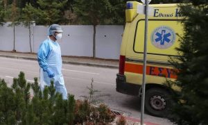 Κρούσματα σήμερα: Εκτόξευση νέων μολύνσεων δείχνουν τα δωρεάν rapid του ΕΟΔΥ