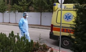 Κρούσματα σήμερα: Σε λογική αποσυμπίεσης η «έξαρση» της πανδημίας