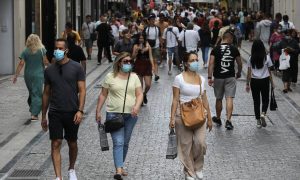 Κορονοϊός: Σταθεροποίηση στους 100 νεκρούς ανά ημέρα προβλέπει ο Παυλάκης