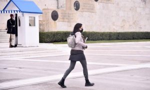 Κρούσματα σήμερα: 21.863 νέα ανακοίνωσε ο ΕΟΔΥ – 56 θάνατοι και 359 διασωληνωμένοι
