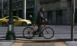 Κρούσματα σήμερα: 6.416 νέες μολύνσεις – 27 θάνατοι και 196 διασωληνωμένοι