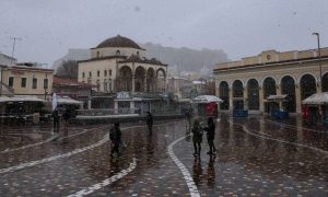 Κρούσματα σήμερα: Νέο σοκ με 111 θανάτους και 655 διασωληνωμένους