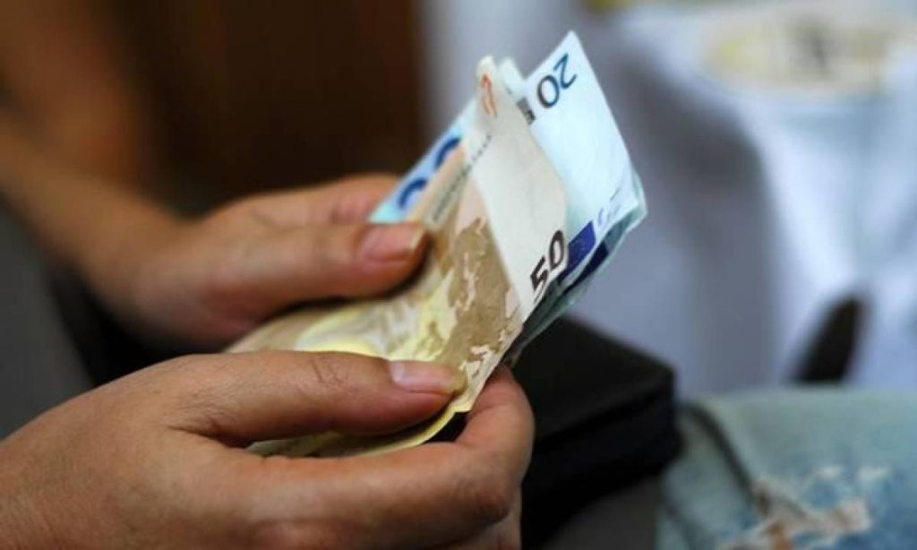 Από τον Ιανουάριο αύξηση αποδοχών σε δημόσιο και ιδιωτικό τομέα…