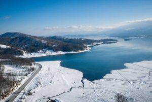 Καιρός: Απίστευτη χιονόπτωση στην Στενή Ευβοίας (Video)