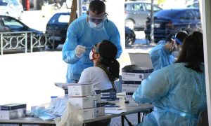Νέο τραγικό ρεκόρ κρουσμάτων κορονοϊού για τη χώρα, φέρνει ξεκάθαρα Lockdown