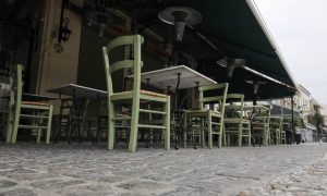 Κορονοϊός: Νέα παράταση των μέτρων για μια εβδομάδα εισηγείται η επιτροπή των ειδικών