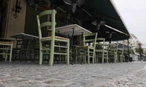 Νέα μέτρα: Ετσι θα γιορτάσουμε την Πρωτοχρονιά