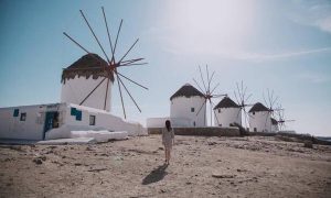 Μύκονος: Θα σας φύγει το… κεφάλι – Δείτε πόσο φιλοδώρημα άφησαν