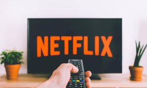 Netflix: Σκοτώθηκαν σε τροχαίο δύο ηθοποιοί