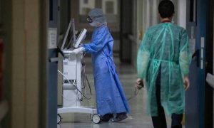 Κορονοϊός: Εσπασε και το φράγμα των 6.500 κρουσμάτων. Νέο αρνητικό ρεκόρ…