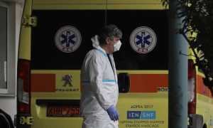 Κρούσματα σήμερα: Πότε αναμένεται η μείωση θανάτων και διασωληνωμένων…