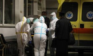Τρομάζει και σήμερα η έξαρση της πανδημίας κορονοϊού στη χώρα μας
