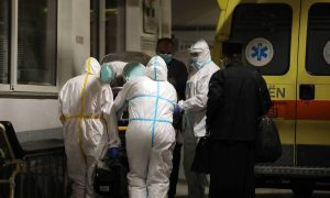 Σταθερά πάνω από 7.000 οι νέες μολύνσεις κορονοϊού στην Ελλάδα…