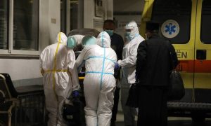 Κρούσματα σήμερα: Ξανά πολύ κοντά στις 7.000 οι νέες μολύνσεις Covid 19