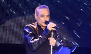 Νότης Σφακιανάκης: Δύσκολες ώρες για τον τραγουδιστή (video)