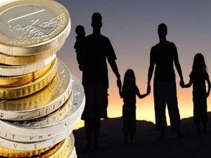 Οικογενειακά επιδόματα: Χάνουν το 33% από το επίδομα τέκνων όσοι πήραν μέρισμα!