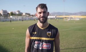 Ο Νέλσον Ολιβέιρα μαθαίνει ελληνικά για καλό σκοπό (video)