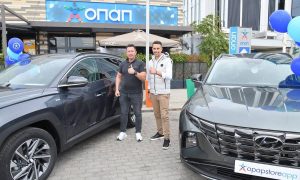 Με το κλειδί στο χέρι οι δύο μεγάλοι νικητές του διαγωνισμού OPAP Store App