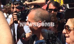 Βαρουφάκης, Μητρόπουλος, Σκουρλέτης και Δούρου στη συγκέντρωση ΓΣΕΕ – ΑΔΕΔΥ