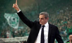 Τρέλα για τον Πεδουλάκη!