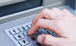 Γνωρίζεις το λόγο που ο κωδικός PIN στα ΑΤΜ έχει 4ψήφιο κωδικό; (photos)