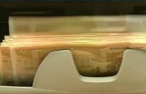 Βροχή οι πλειστηριασμοί! Περισσότεροι από 1.800 μέχρι το τέλος του έτους (video)