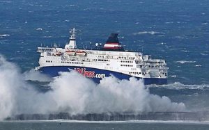 Normal Atlantic: «Βοηθήστε μας, καιγόμαστε»